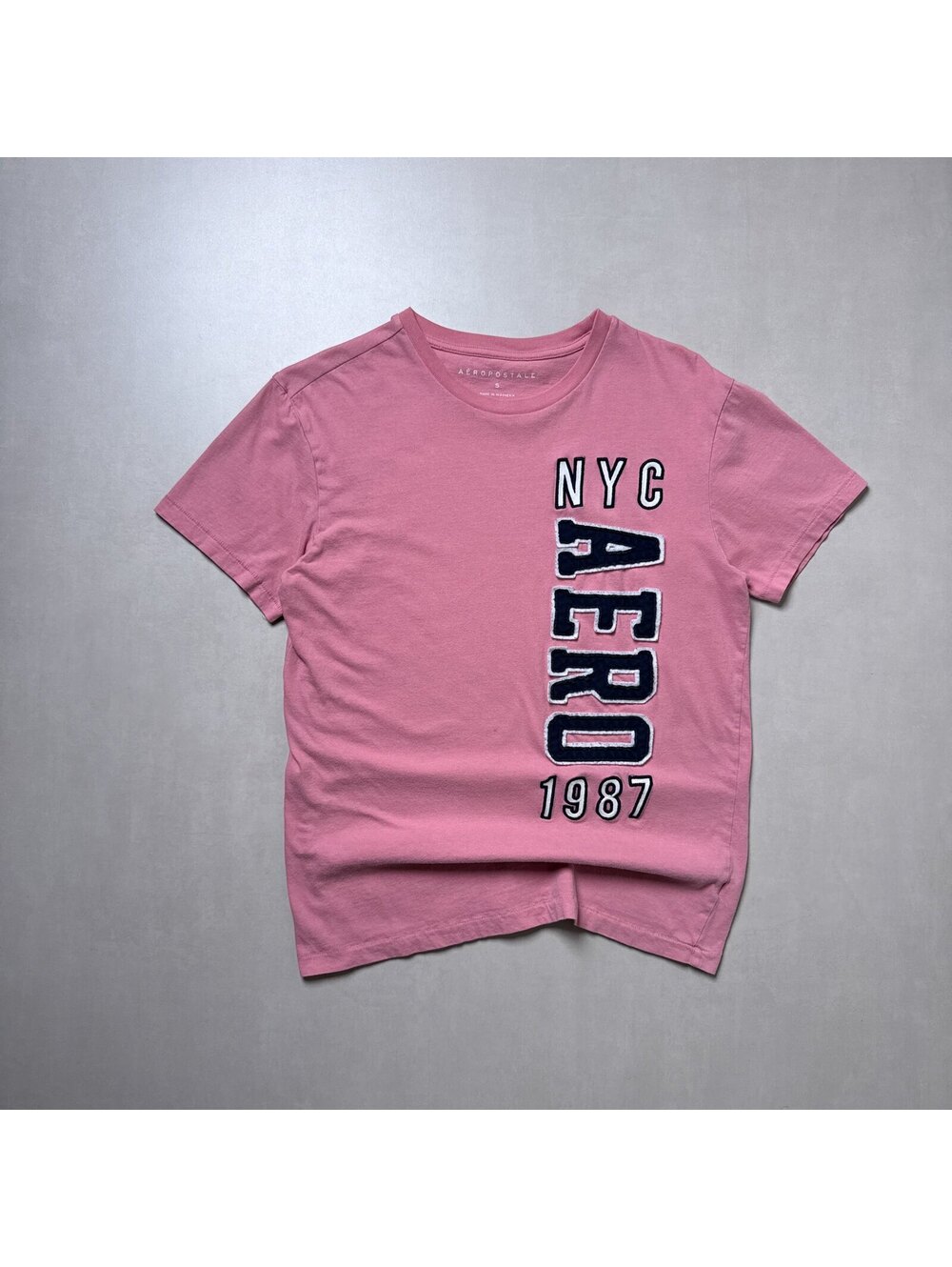 Y2K Aeropostale NYC Aero 1987 Pink Graphic Tee Small